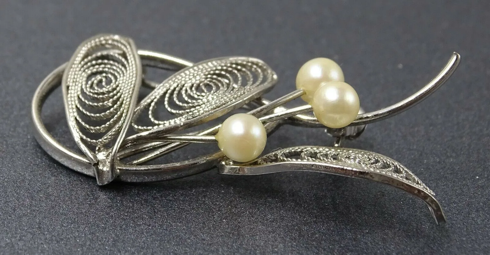 Cultured Pearl Brooch with Silver Toned Filigree Leaves