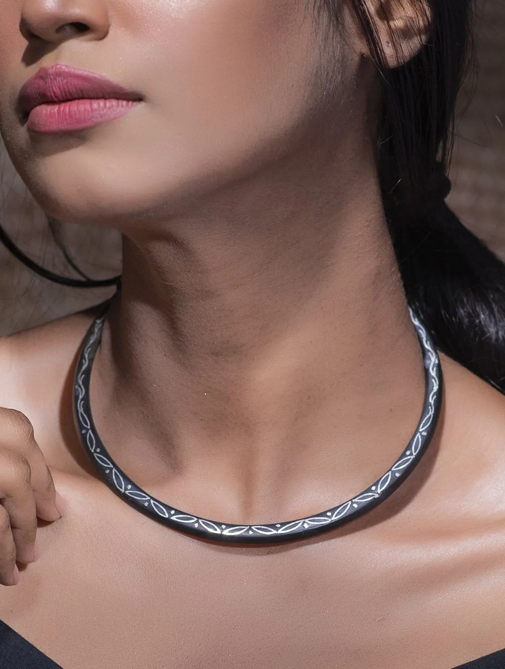 Exclusive Bidri Craft Choker With Pure Silver Inlay - Slim Waves