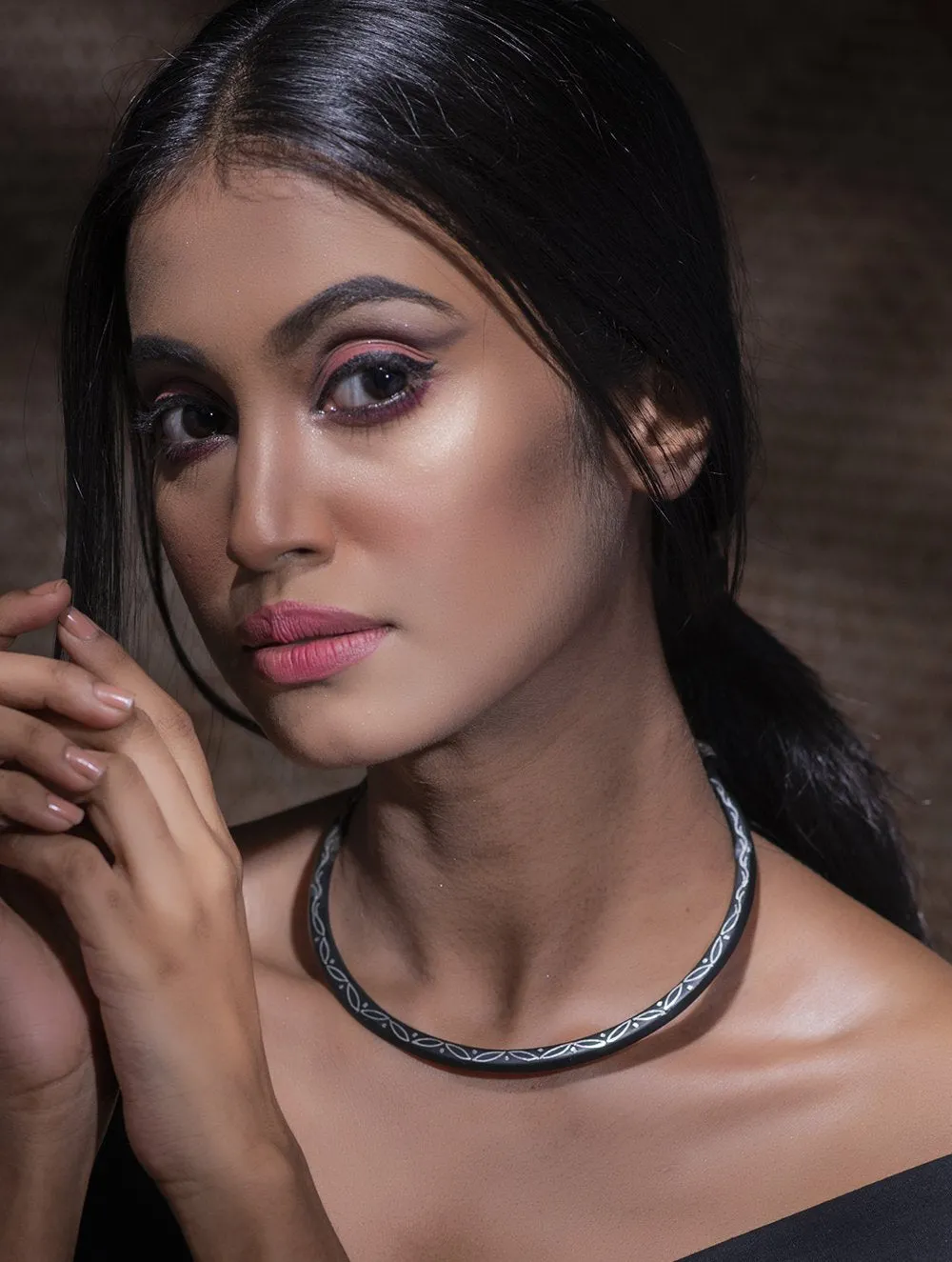 Exclusive Bidri Craft Choker With Pure Silver Inlay - Slim Waves