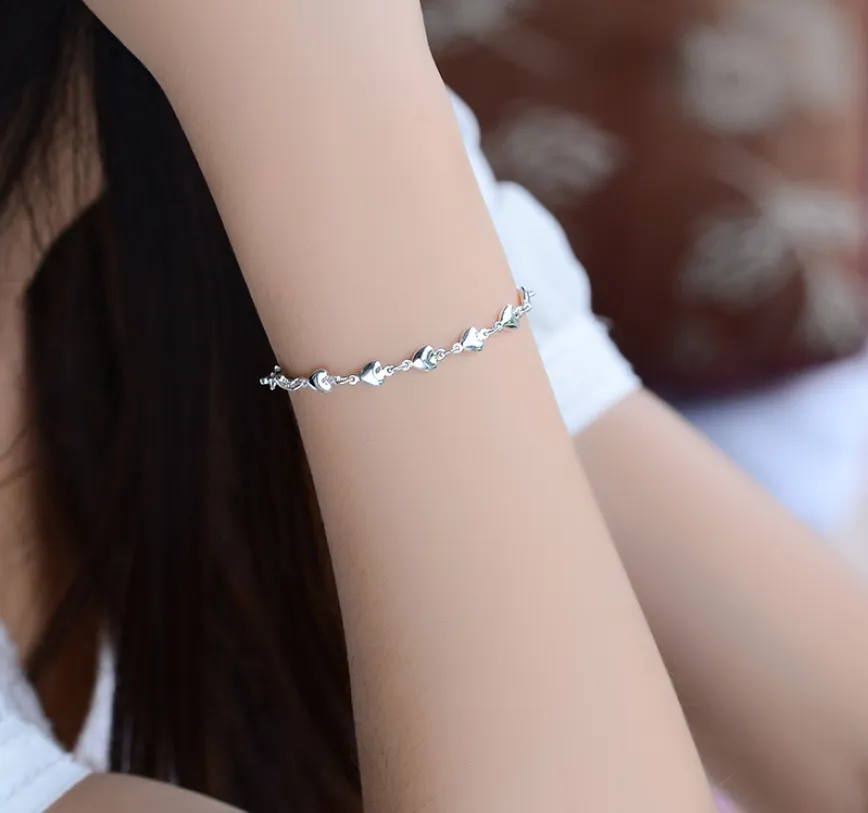 Fashion Simple Ladies Solid Love Bracelet