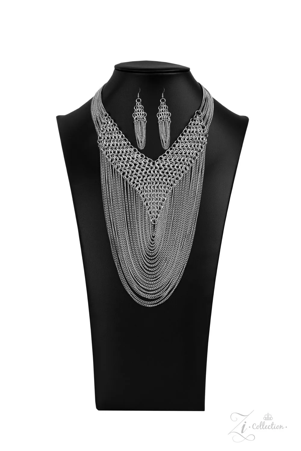 Paparazzi Defiant 2020 Zi Collection Silver Necklace