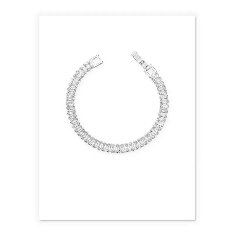 Simple zircon bracelet